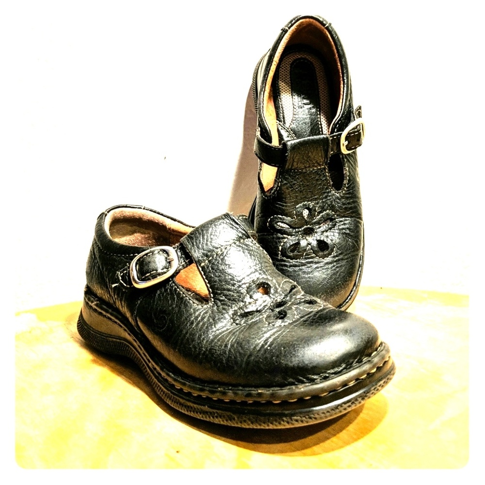 BØRN Flower Cut Out Mary Janes